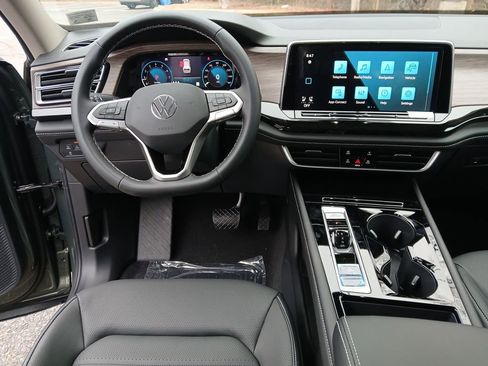 New 2026 Volkswagen Atlas SEL AWD/4WD image 13