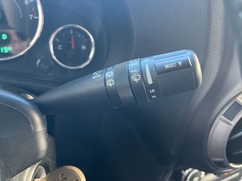 Used 2015 Jeep Wrangler Sport w/ Connectivity Group image 16