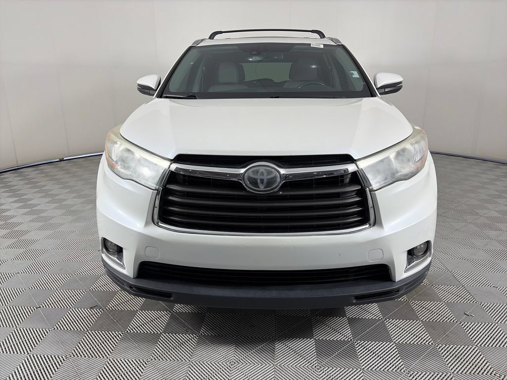 Used 2015 Toyota Highlander Limited Platinum AWD/4WD image 2