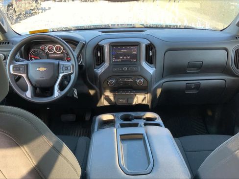 Used 2022 Chevrolet Silverado 1500 Custom w/ Safety Confidence Package image 15