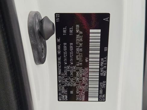 Used 2023 Toyota Sienna Limited AWD/4WD image 28