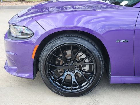 Used 2023 Dodge Charger R/T w/ Harman/Kardon Audio Group image 8