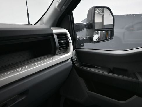 Used 2023 Ford F250 XL w/ XL Chrome Package RWD image 16