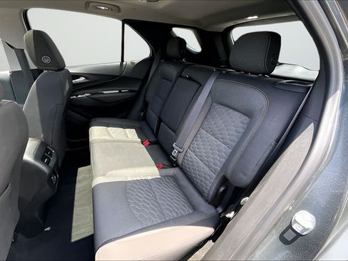 Used 2020 Chevrolet Equinox LT FWD image 19