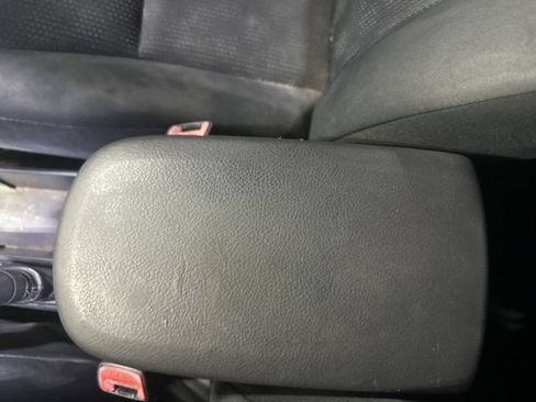 Used 2009 Toyota Matrix FWD image 28
