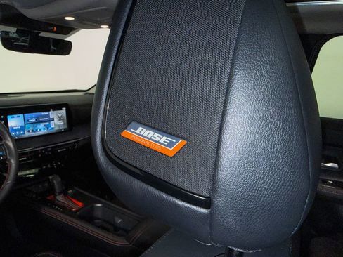 Certified 2025 Nissan Kicks SR w/ SR Premium Package AWD/4WD image 26
