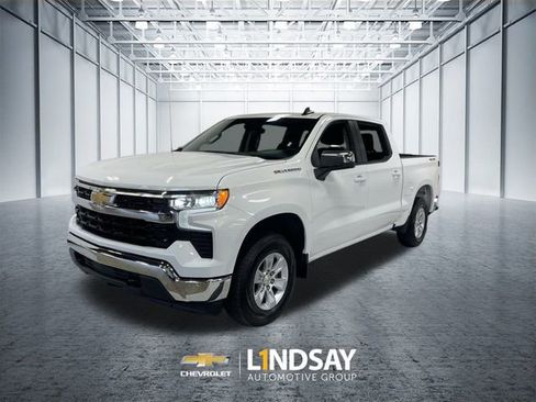 Used 2025 Chevrolet Silverado 1500 LT image 1