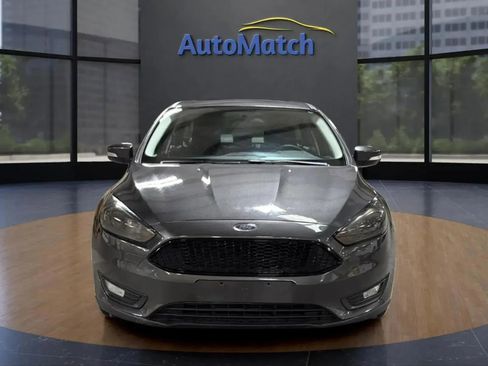 Used 2018 Ford Focus SEL image 2