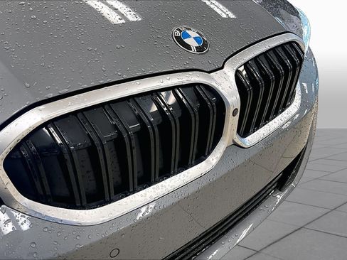 Used 2024 BMW 330i xDrive Sedan AWD/4WD image 28