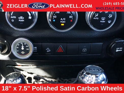 Used 2014 Jeep Wrangler Unlimited Sahara w/ Dual Top Group AWD/4WD image 20