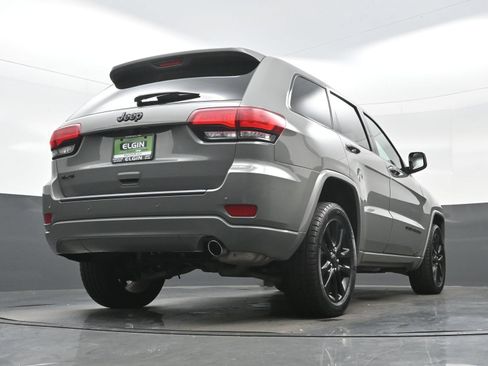 Used 2020 Jeep Grand Cherokee Altitude AWD/4WD image 32
