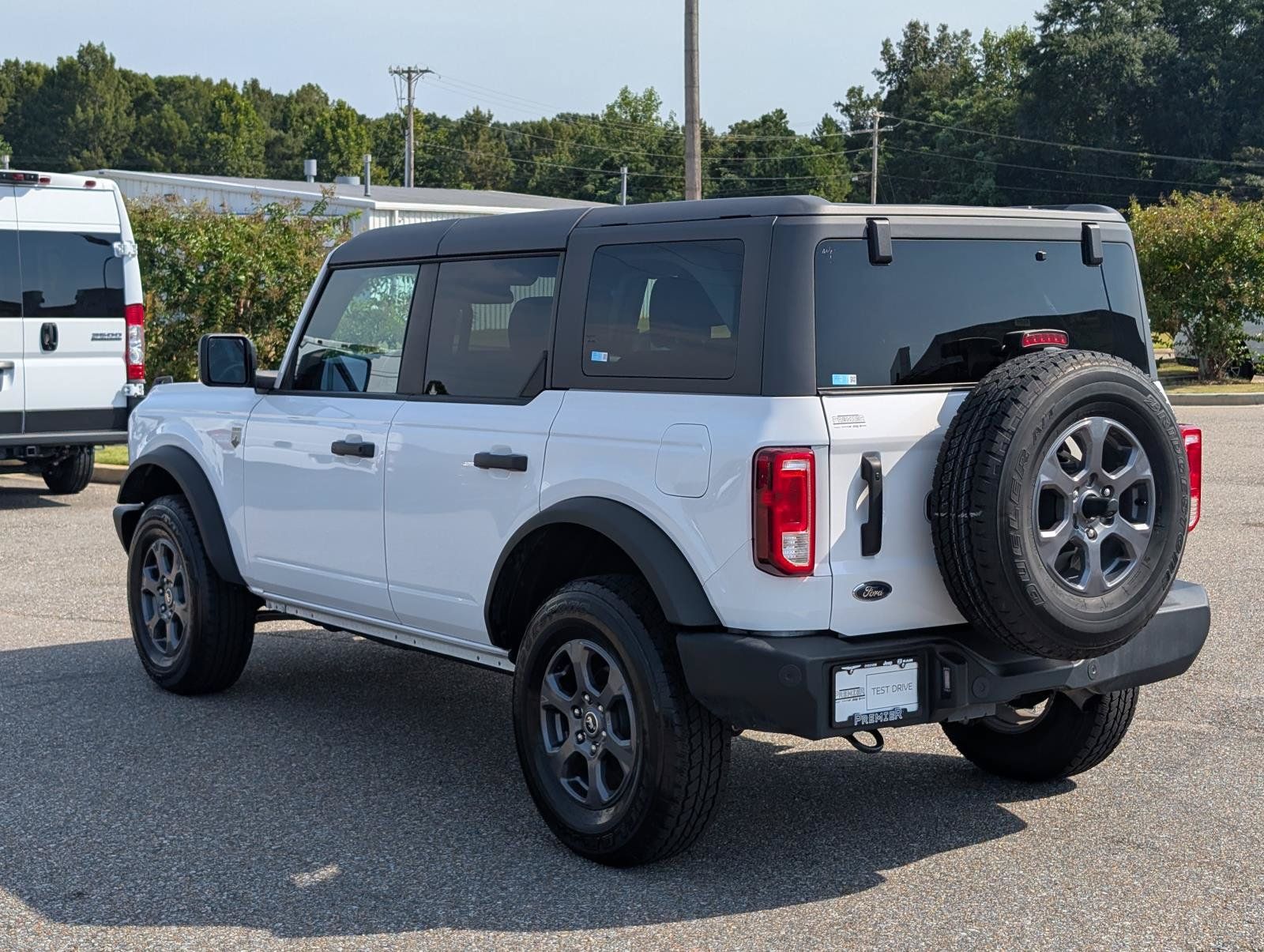 Used 2025 Ford Bronco Big Bend AWD/4WD image 3