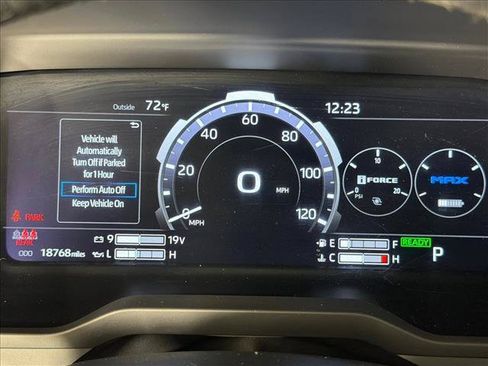 Used 2024 Toyota Tundra Limited AWD/4WD image 28