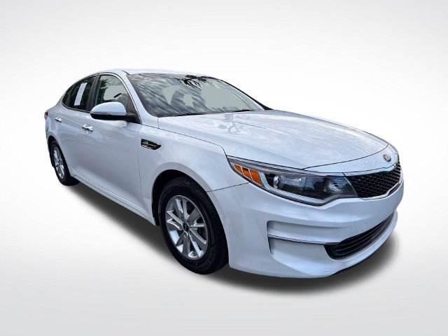 Used 2017 Kia Optima LX FWD image 8