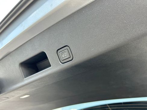 New 2026 Buick Enclave Avenir image 38