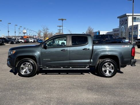 Used 2017 Chevrolet Colorado Z71 image 2