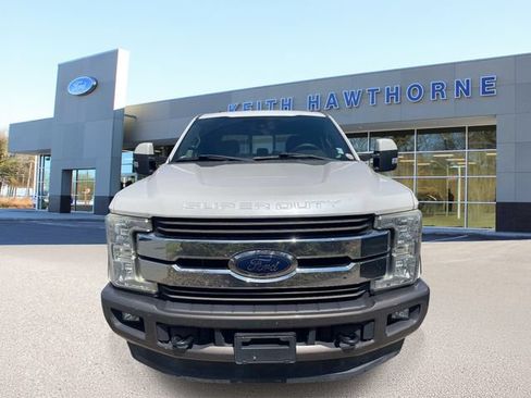 Used 2017 Ford F250 King Ranch w/ FX4 Off-Road Package AWD/4WD image 2
