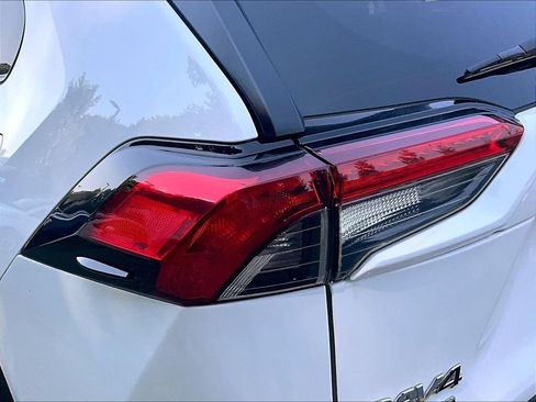 Used 2025 Toyota RAV4 XLE AWD/4WD image 34
