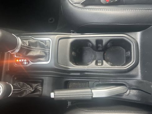 Used 2023 Jeep Wrangler Sahara image 42