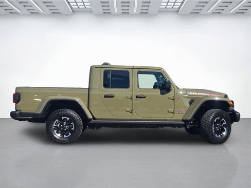 New 2025 Jeep Gladiator Rubicon image 7