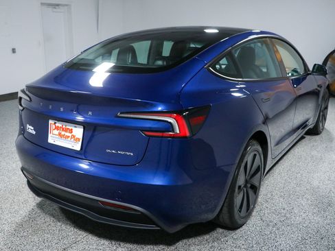 Used 2025 Tesla Model 3 Long Range AWD/4WD image 7
