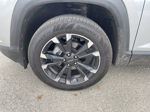 Used 2026 Chevrolet Equinox RS w/ Convenience Package III image 11