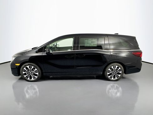 New 2026 Honda Odyssey Elite image 8