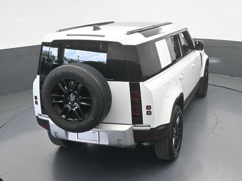Used 2025 Land Rover Defender 110 S AWD/4WD image 67