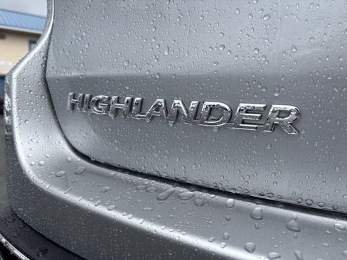 Used 2019 Toyota Highlander Limited AWD/4WD image 11
