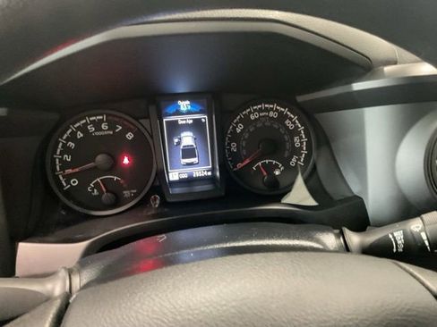 Used 2023 Toyota Tacoma SR AWD/4WD image 14