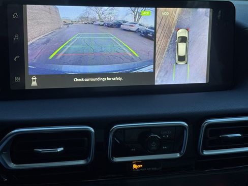 New 2026 Nissan Sentra SL w/ Floor Mat Package FWD image 32