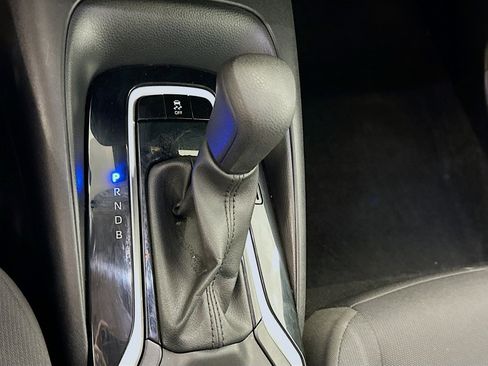 Used 2024 Toyota Corolla LE image 25