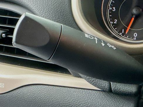 Used 2016 Jeep Cherokee Latitude w/ Safety/Convenience Group image 14