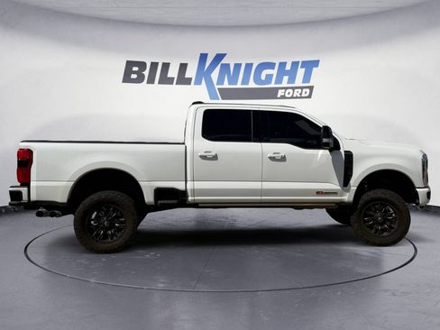 Used 2025 Ford F350 Platinum w/ FX4 Off-Road Package AWD/4WD image 6