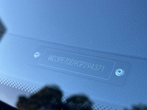 Used 2016 Mercedes-Benz Sprinter 2500 image 30