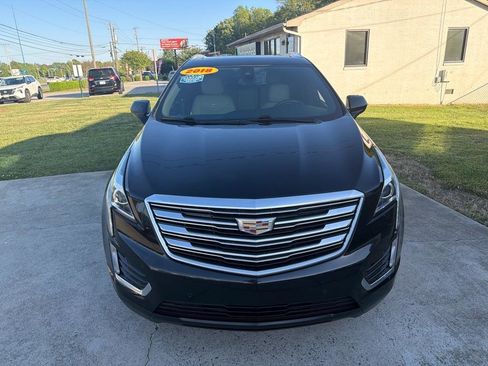 Used 2018 Cadillac XT5 Luxury w/ Driver Awareness Package image 6