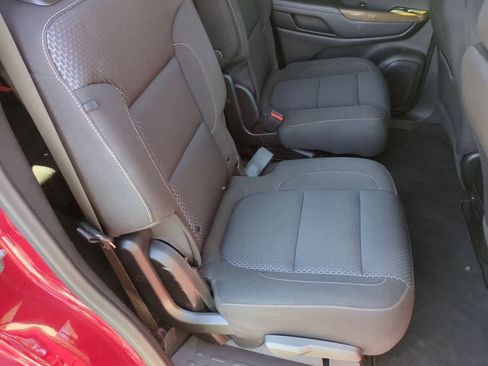 Used 2023 GMC Acadia SLE w/ Driver Convenience Package image 21