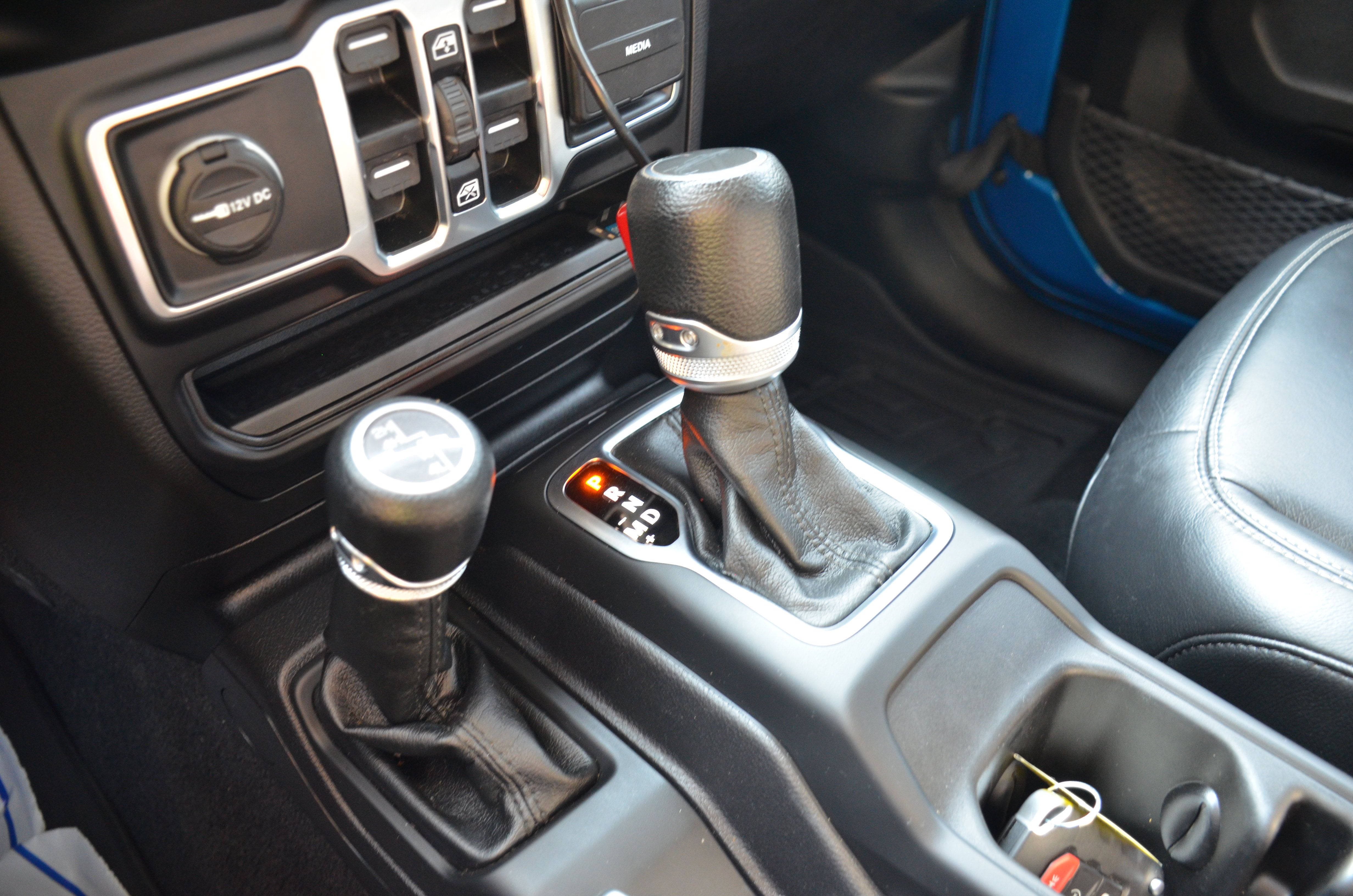 Used 2023 Jeep Gladiator Sport AWD/4WD image 56