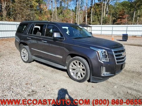 Used 2015 Cadillac Escalade Luxury image 4
