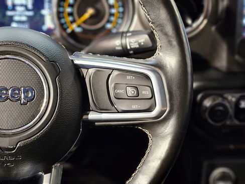 Used 2021 Jeep Wrangler Unlimited Sahara w/ Cold Weather Group image 28