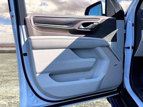 Used 2023 GMC Yukon Denali image 20