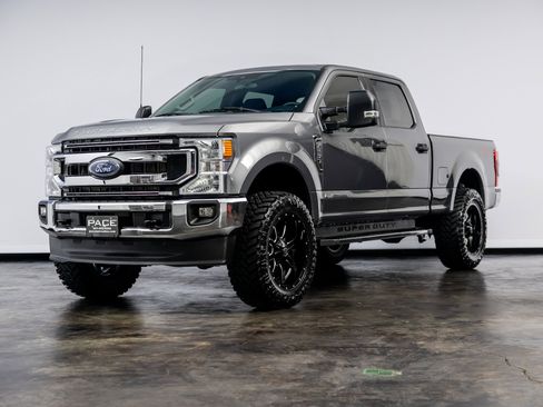 Used 2021 Ford F250 XLT w/ XLT Value Package image 7