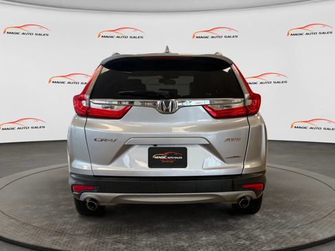 Used 2019 Honda CR-V Touring image 9