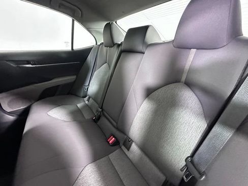 Used 2022 Toyota Camry LE FWD image 15