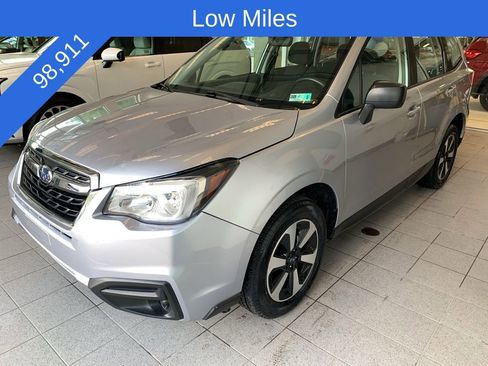 Used 2018 Subaru Forester 2.5i w/ Alloy Wheel Package AWD/4WD image 2