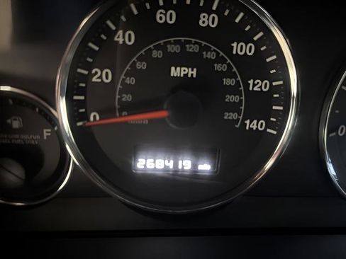 Used 2008 Jeep Grand Cherokee Laredo image 19