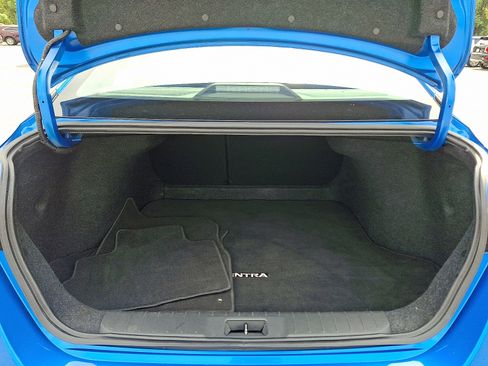 Used 2022 Nissan Sentra SV image 29