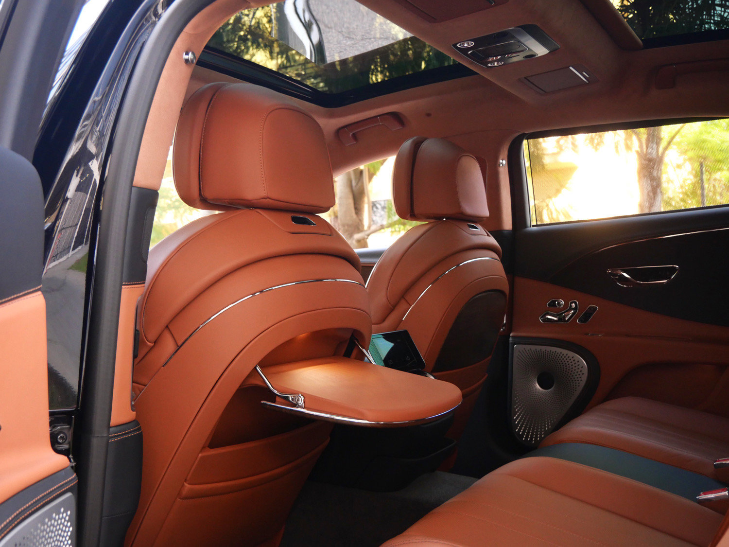 New 2026 Bentley Flying Spur V8 AWD/4WD image 24