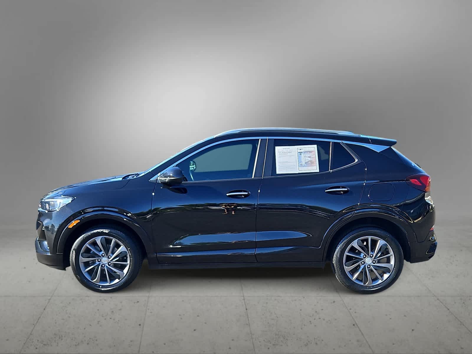 Used 2023 Buick Encore GX Select w/ Sport Touring Package FWD image 5