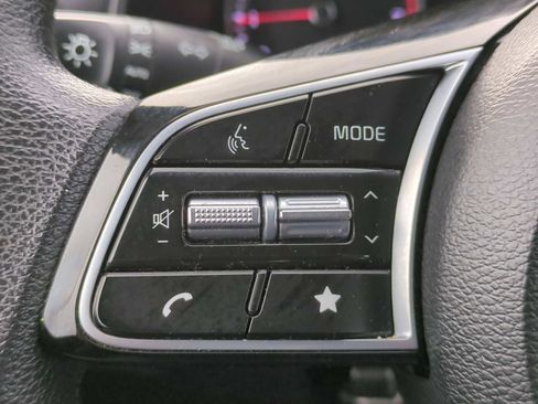 Used 2023 Kia Forte LX image 15